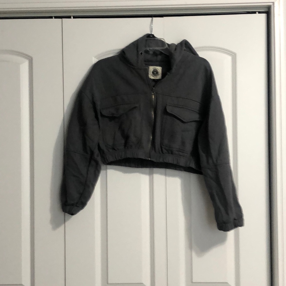 Ashley Vintage Charm cropped gray hooded jacket